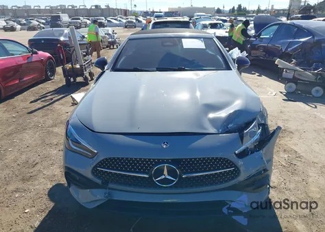 2024 Mercedes-Benz Cle 450 4Matic z USA, uszkodzony, nr VIN W1KMK6BB9RF025153